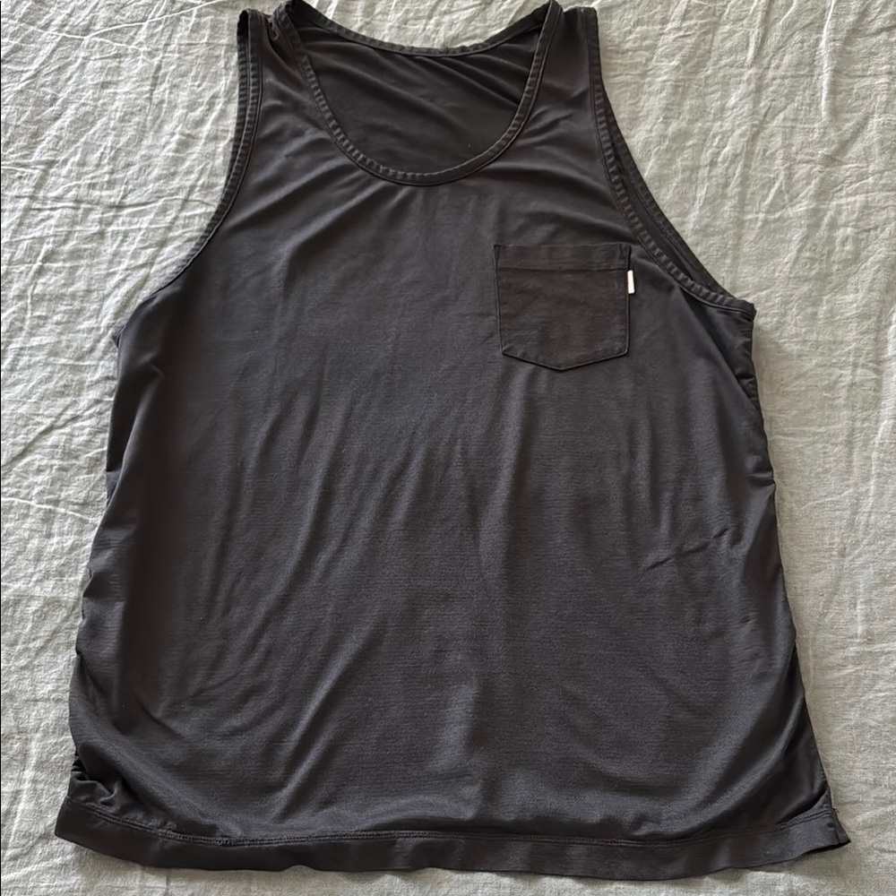 Vuori Tradewind Performance Tank